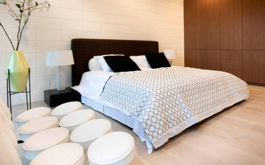 2025年农历四月十七搬家吉利吗？ 今日乔迁新房好吗