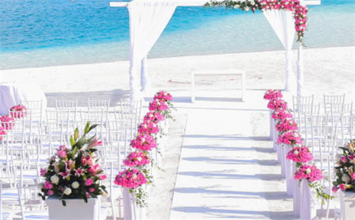 2025年农历四月初三结婚合不合适？ 办喜事能行吗