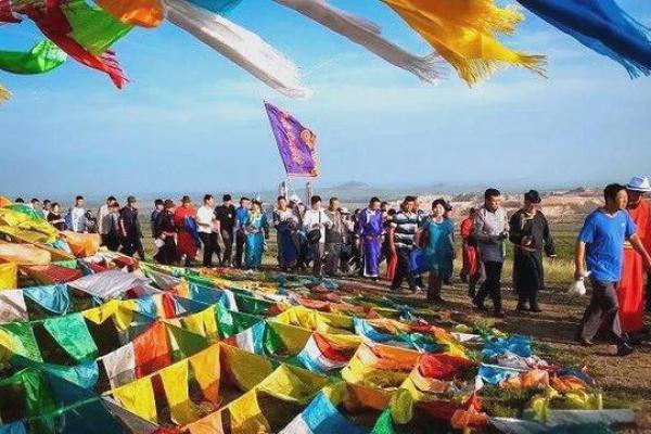 蒙古族传统节日庆典与天文文化的深刻联系