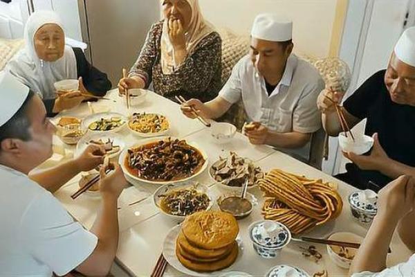 开斋节背后的故事：回族如何保持千年传统