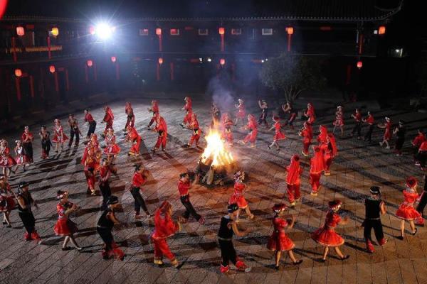 土家族过年:土家族春节的风俗与独特习惯 土家族过年:土家族春节的风俗与独特习惯